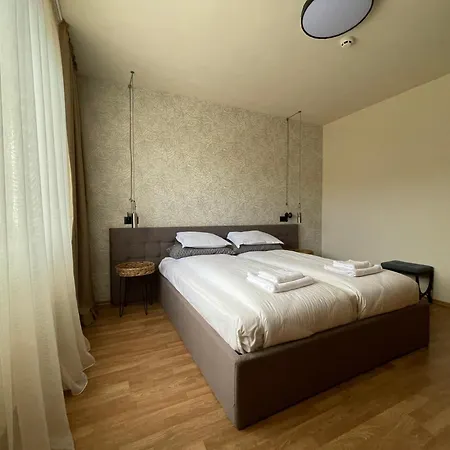 Lhapartment! パンポロボ